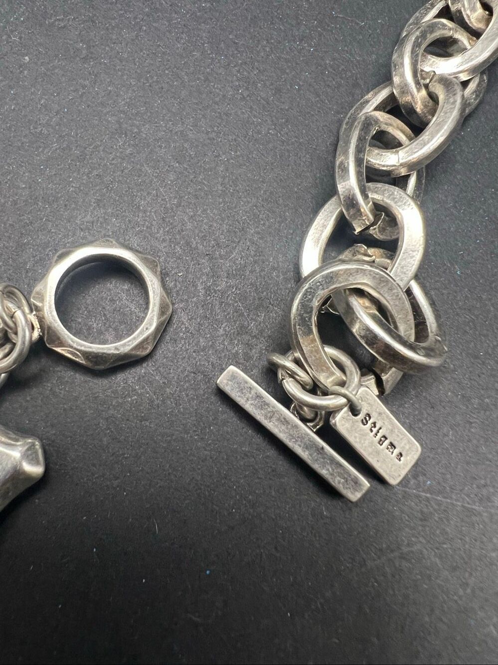 NWT Stigma Silver Tone Chunky Chain Necklace w Fleur De Lis Shield Pendant - Picture 6 of 9